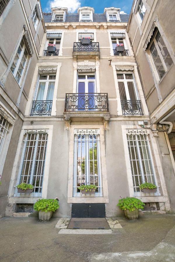 Le Saint Michel Apartamento Dijon Exterior foto